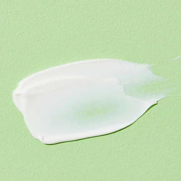 $8❤️‍🔥 COSRX Aloe Soothing Sun Cream SPF50+/PA++++ 🪴☀️ NEW IN BOX Sunscreen - Picture 3 of 8